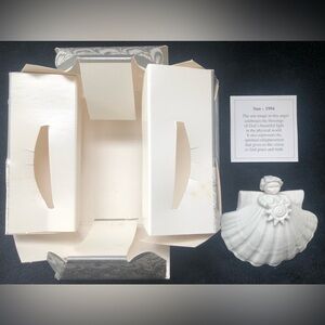 Margaret Furlong 3” 1994 The Sun Angel Shell Porcelain Ornament w/ Box